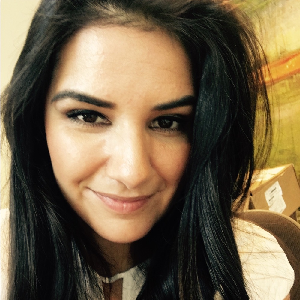 Meet your Posher, Stephanie
